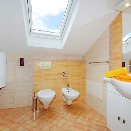 Apartment In 6683 Makarska