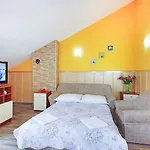 In 6683 Apartman Makarska