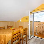 Apartman In 6683 Makarska