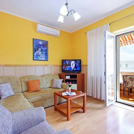 Apartamento In 6683