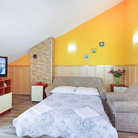 In 6683 Lejlighed Makarska